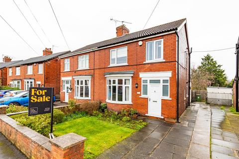 3 bedroom semi-detached house for sale, Maple Tree Way, Scunthorpe
