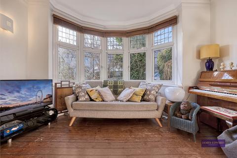 197 Alexandra Park Road, London, N22 7BJ