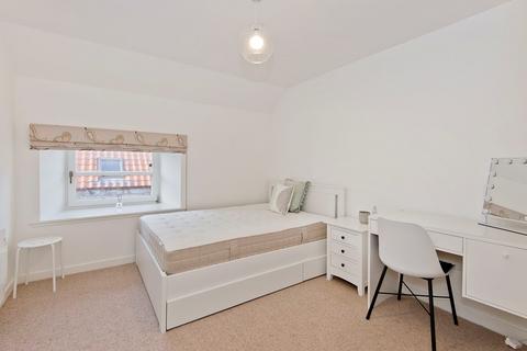 3 bedroom flat for sale, South Street, St Andrews, KY16