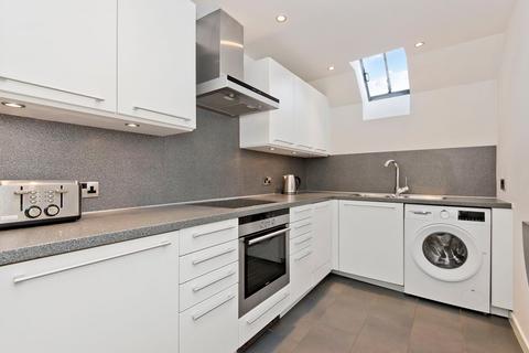 3 bedroom flat for sale, South Street, St Andrews, KY16