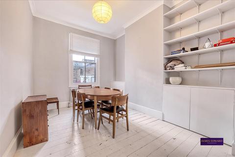 65 Romilly Road, London, N4 2QY