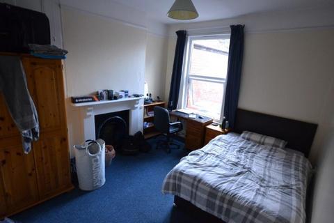 1 bedroom in a house share to rent - Mount Pleasant Road, Exeter, EX4 7AD