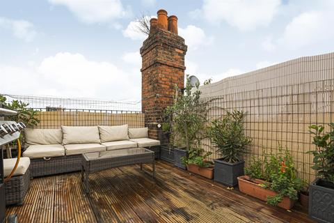 9a Rathcoole Avenue, London, N8 9LY