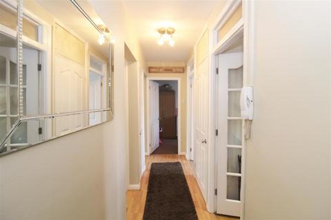 2 bedroom apartment for sale - Eaton Road, Sutton