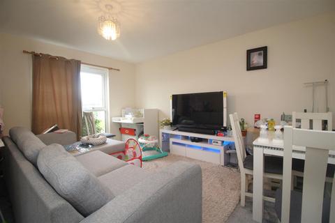 2 bedroom apartment for sale - Lime Kiln Close, Peterborough