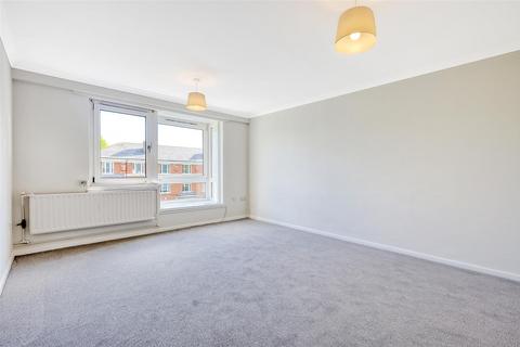 1 bedroom flat for sale, Highbury Grange, London N5