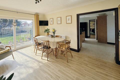 14 The Maples, Rushmere St Andrew, Ipswich, IP4 5RW