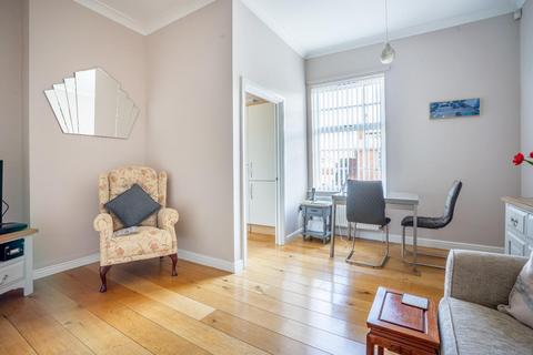 Flat 10, The Dower House Dower Chase, Escrick, York, YO19 6JF