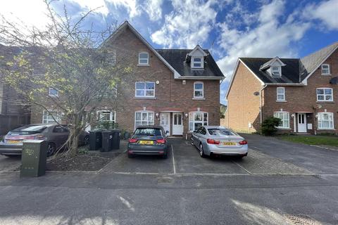 3 bedroom townhouse to rent - R L Stevenson Avenue, Bournemouth