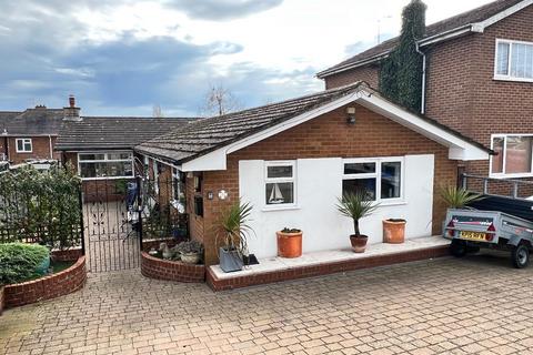 3 bedroom detached bungalow for sale - Littlewood Street, Rothwell, Kettering