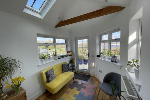 3 bedroom terraced house for sale - Rosebank, 6 Shuttlefield, Newburgh