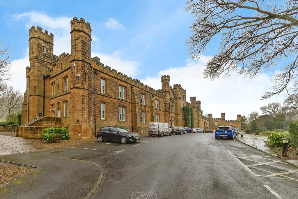 Wilton Castle, Redcar TS10 2 bed flat for sale £160,000