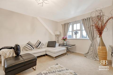 56 Retreat Way, Chigwell, IG7 6EL