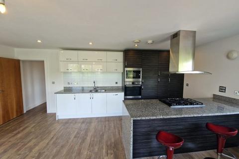 2 bedroom flat to rent, Church Hill, Loughton IG10