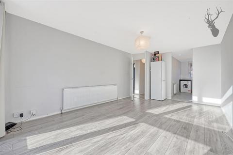 2 bedroom house to rent - Blake Hall Road, London E11