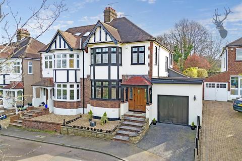 3 bedroom semi-detached house for sale - Epping New Road, Buckhurst Hill IG9