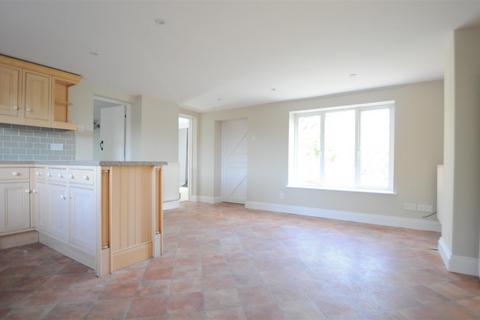 3 bedroom house to rent, Cranleigh Road, Wonersh Guildford GU5