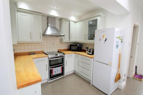 2 bedroom semi-detached house for sale, Leacroft, Staines-upon-Thames, TW18