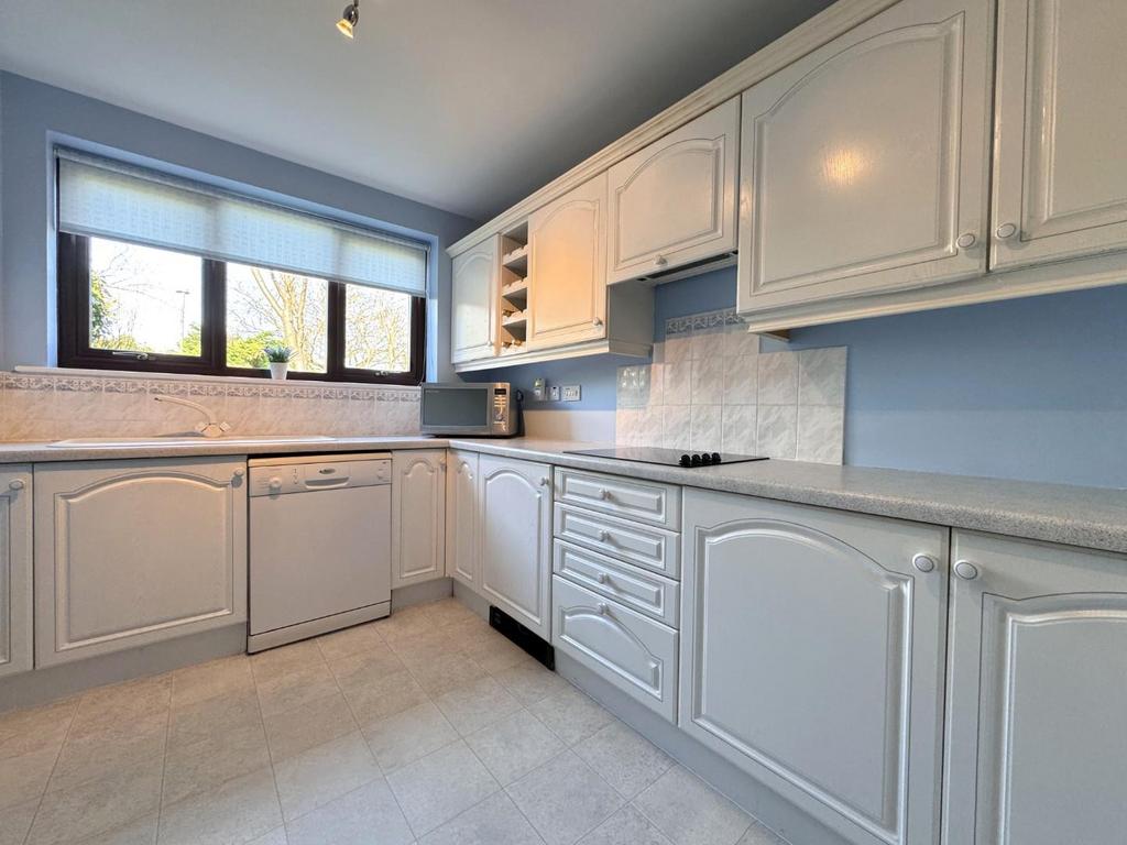 Kitchen to annex