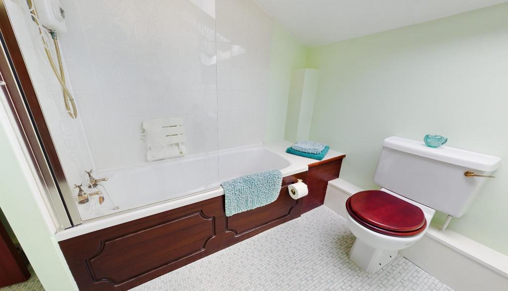Bathroom to annex