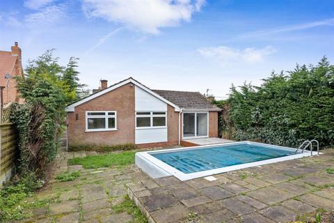 3 bedroom detached bungalow for sale, Foredraught Lane, Tibberton, Droitwich