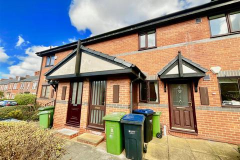 2 bedroom apartment for sale, Shipley Court, Shipcote, Gateshead