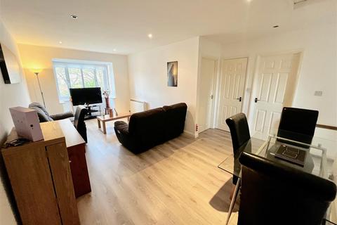 2 bedroom apartment for sale, Shipley Court, Shipcote, Gateshead