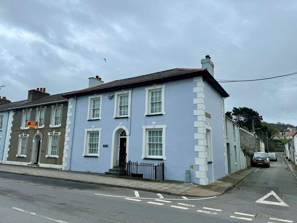 29 North Road, Aberaeron, SA46 3 bed townhouse for sale £410,000