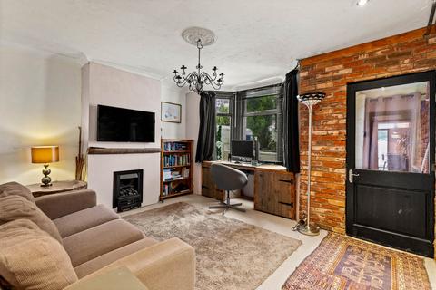 11 Avenue Road, Dover, CT16 2PX