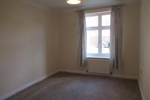 2 bedroom flat to rent - Farrier Way, Wakefield WF3