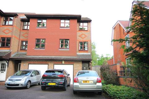4 bedroom end of terrace house for sale, Copers Cope Road, Beckenham, BR3