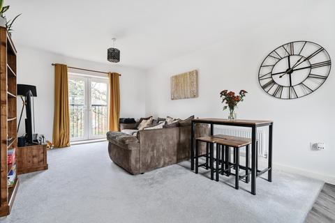 2 bedroom flat for sale, Briar Lane, Billingshurst, RH14