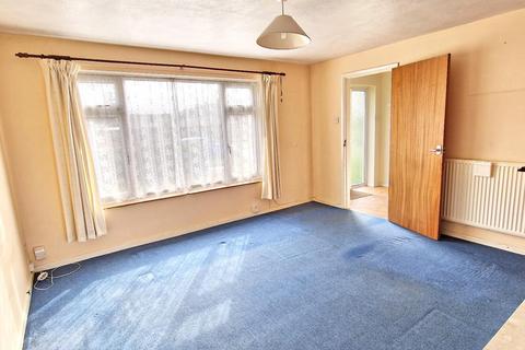 3 bedroom end of terrace house for sale, Leach Road, Bicester