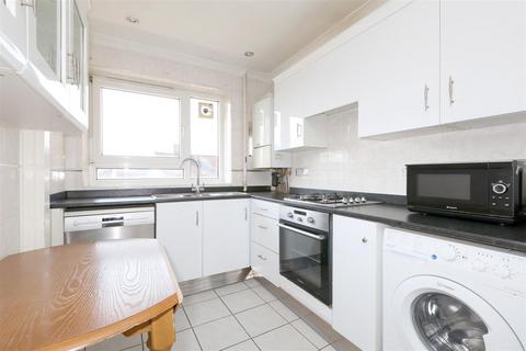 2 bedroom flat for sale, Pemell House, Pemell Close, London