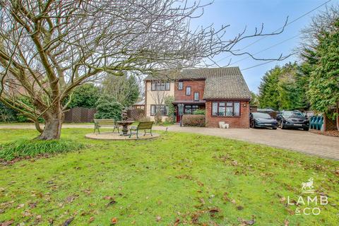 5 bedroom detached house for sale - Wrabness Road, Harwich CO12