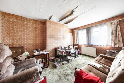 117 Bridge Road, London, NW10 9DG