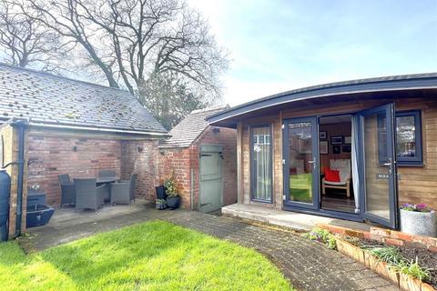 4 bedroom semi-detached house for sale, Haseley Knob, Warwick