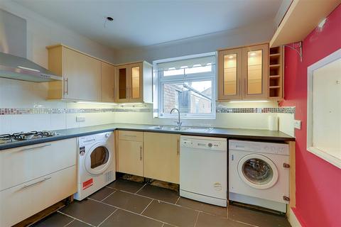 50 Cecil Road, Lancing, BN15 8HP