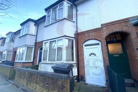 1 bedroom in a house share to rent, Fosse Road South, Leicester LE3