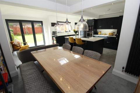 3 bedroom semi-detached house for sale - Tonbridge Drive, Liverpool L10