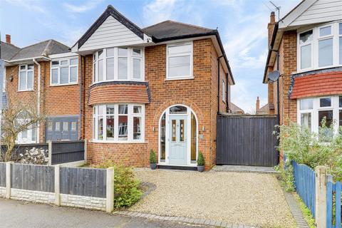 3 bedroom detached house for sale, St. Austell Drive, Wilford NG11