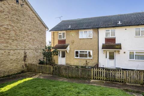 3 bedroom end of terrace house for sale, Newenden Close, Ashford