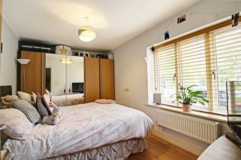 1 bedroom apartment for sale - Sheering Lower Road, Sawbridgeworth, CM21