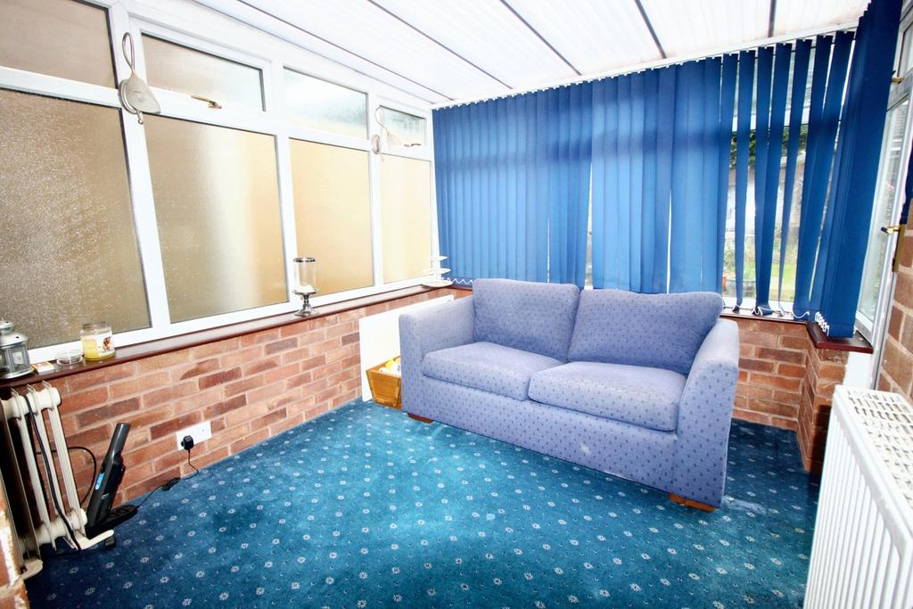 Park Hall Road, Walsall, WS5 3 bed detached house for sale £375,000