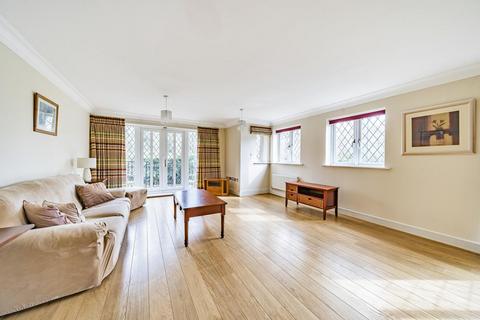 2 bedroom flat for sale, Cherry Tree Way, Stanmore HA7