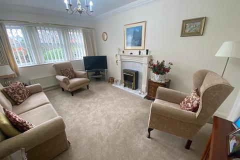 2 bedroom semi-detached bungalow for sale - Greenlands Court, Seaton Delaval, Whitley Bay