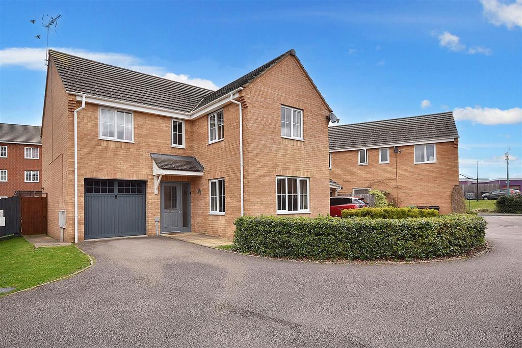 Ascot Close, Corby NN18 4 bed detached house for sale £325,000
