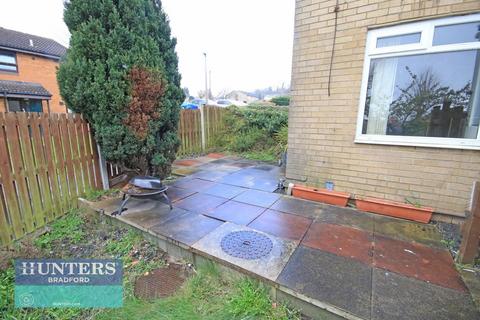 1 bedroom end of terrace house to rent, Acaster Drive, Low Moor, Bradford