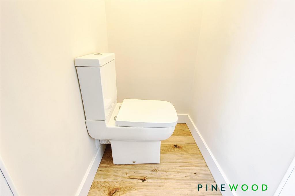 Ground floor w.c/cloakroom