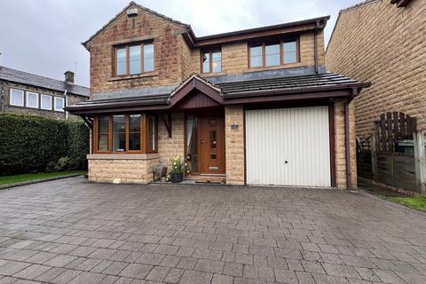 4 bedroom detached house for sale - The Orchard, Huddersfield HD7